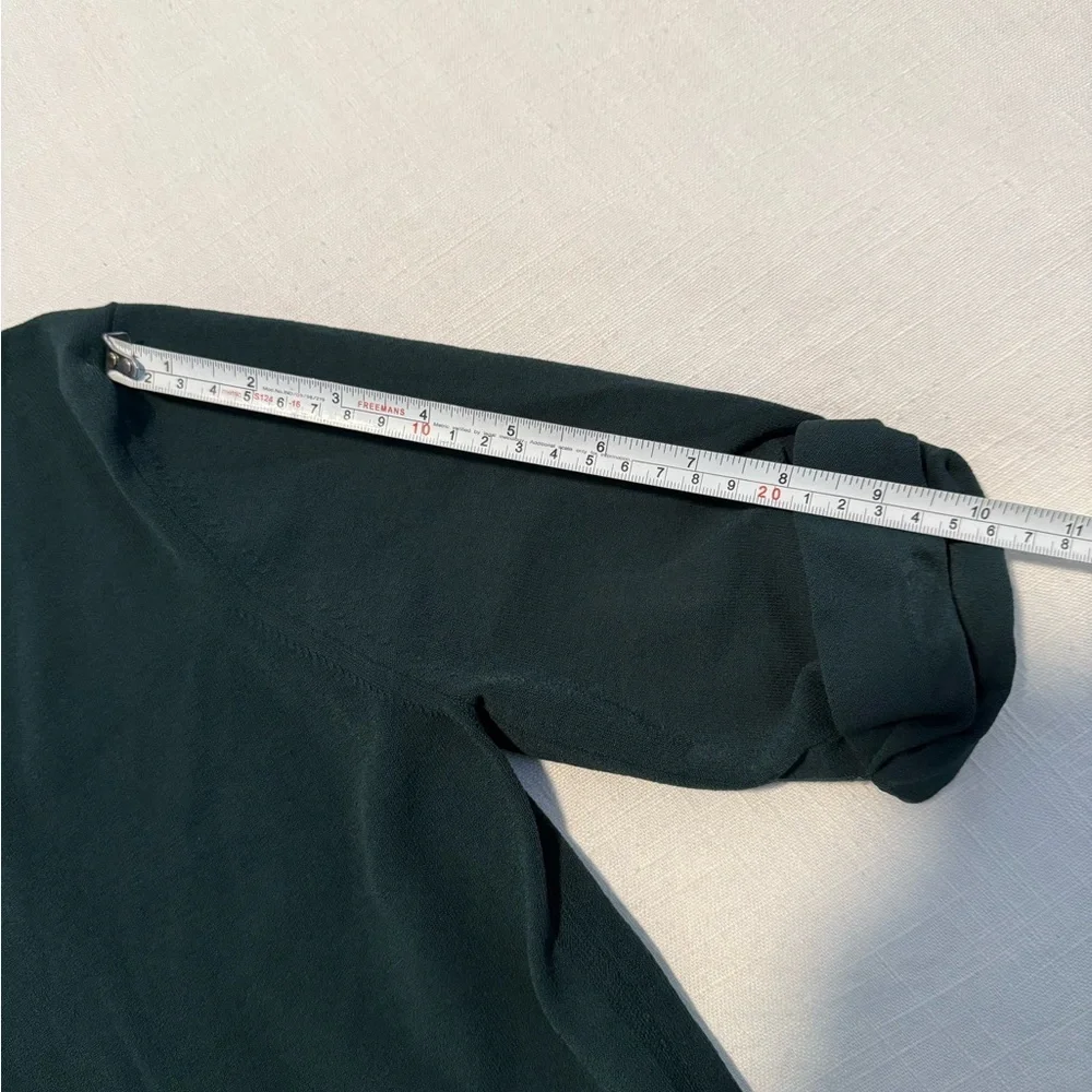 Sally LaPointe Short Cuff Sleeve Knit Tee Blouse Top Green Small Medium - Picture 6 of 6